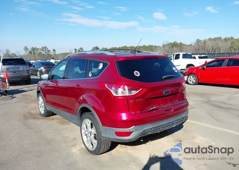 2013 Ford Escape Titanium z USA, uszkodzony, nr VIN 1FMCU9J91DUA70037